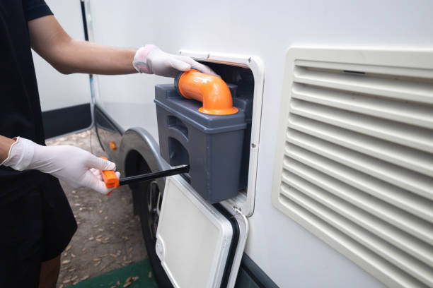 Best Portable bathroom rental  in Fortville, IN